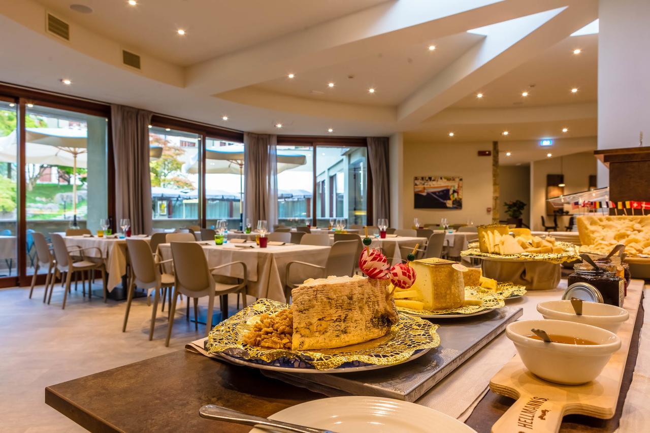Le Torri Del Garda Familyspa Resort Торрі-дель-Бенако Екстер'єр фото