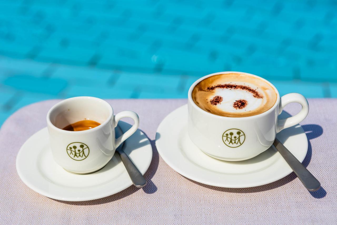 Le Torri Del Garda Familyspa Resort Торрі-дель-Бенако Екстер'єр фото