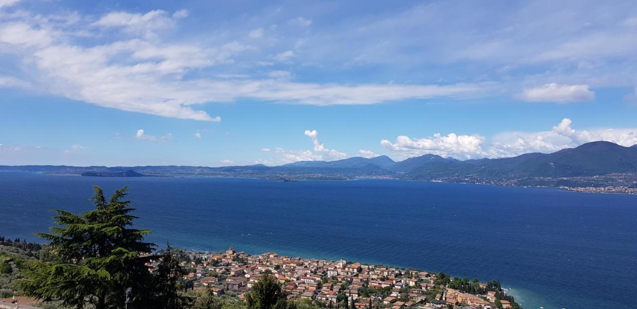 Le Torri Del Garda Familyspa Resort Торрі-дель-Бенако Екстер'єр фото